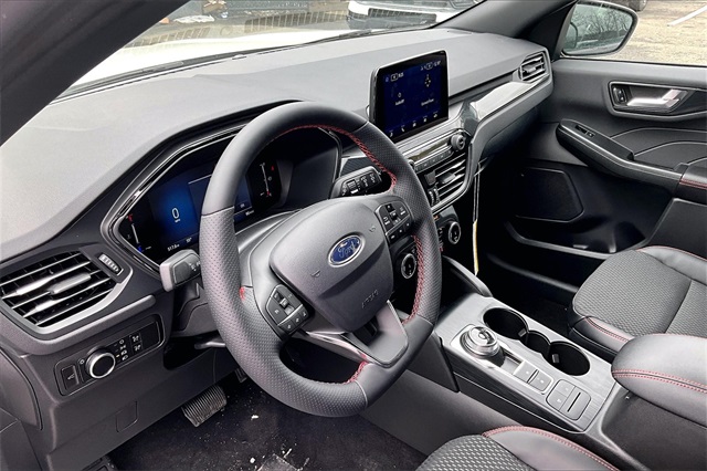 2025 Ford Escape ST-Line - Photo 7