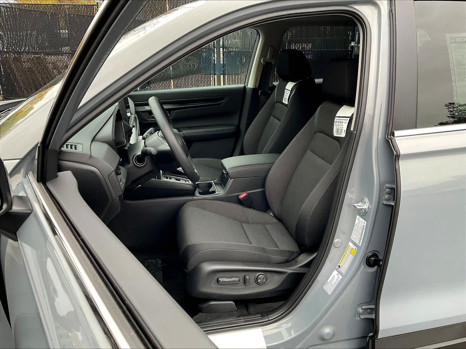 2026 Honda CR-V EX - Photo 11