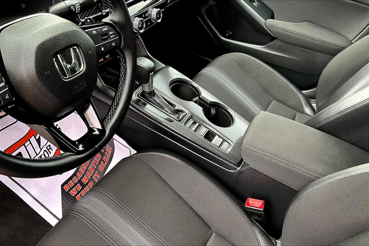 2024 Honda Civic Sport - Photo 20