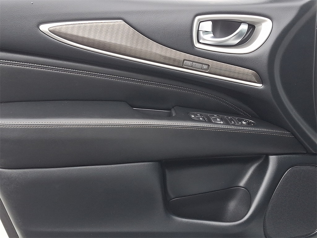 2019 INFINITI QX60 LUXE - Photo 12