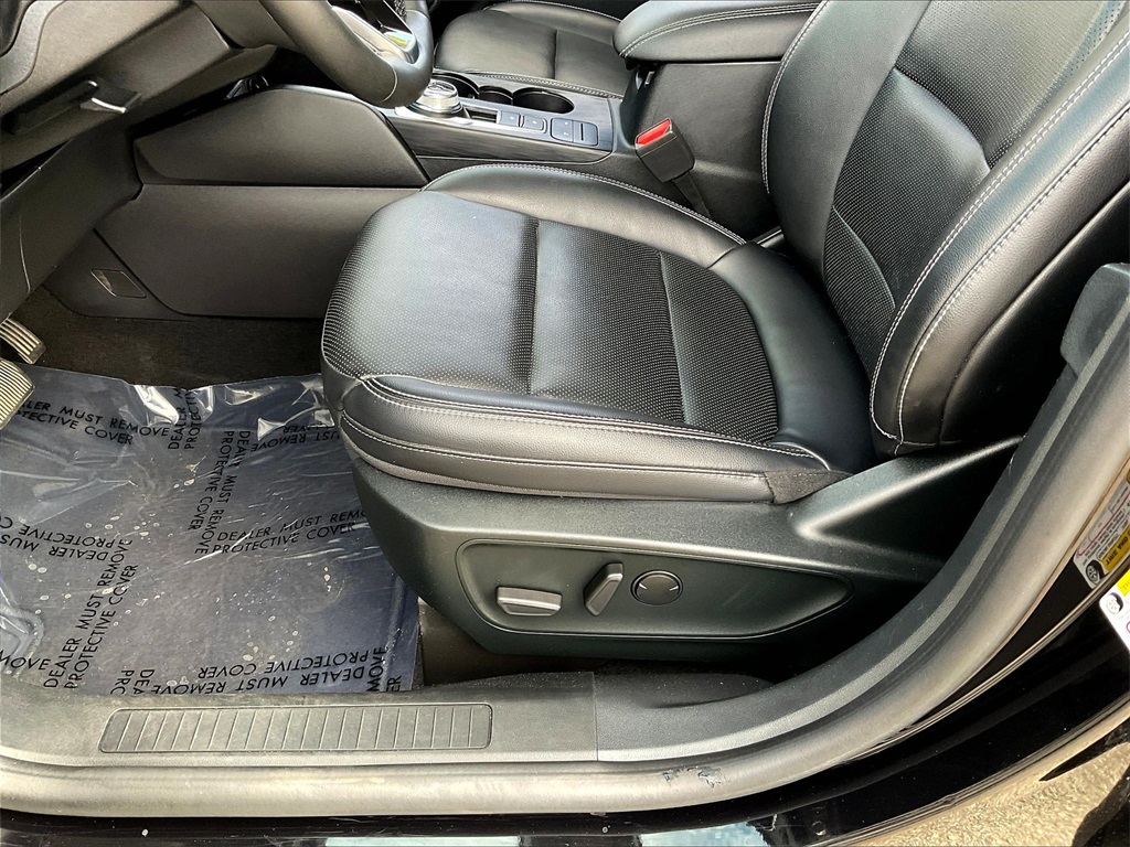 2022 Ford Escape Titanium Hybrid - Photo 34