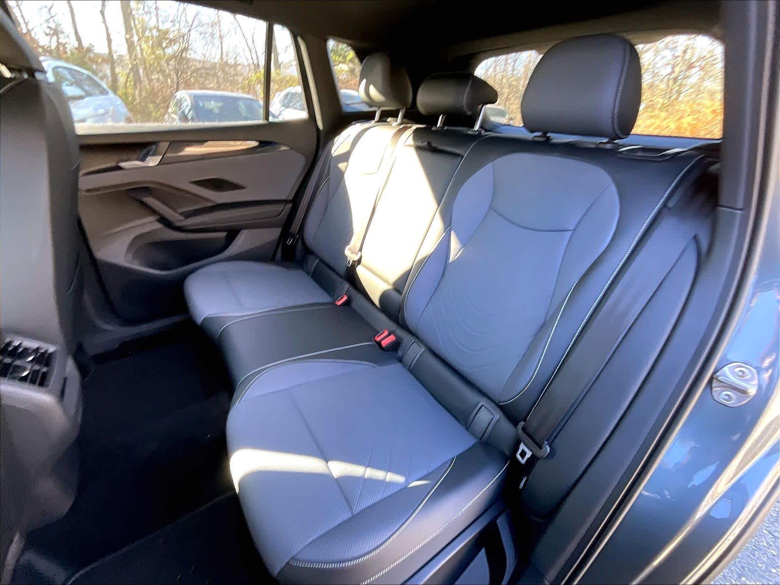 2026 Volkswagen Tiguan SE R-Line Black - Photo 15