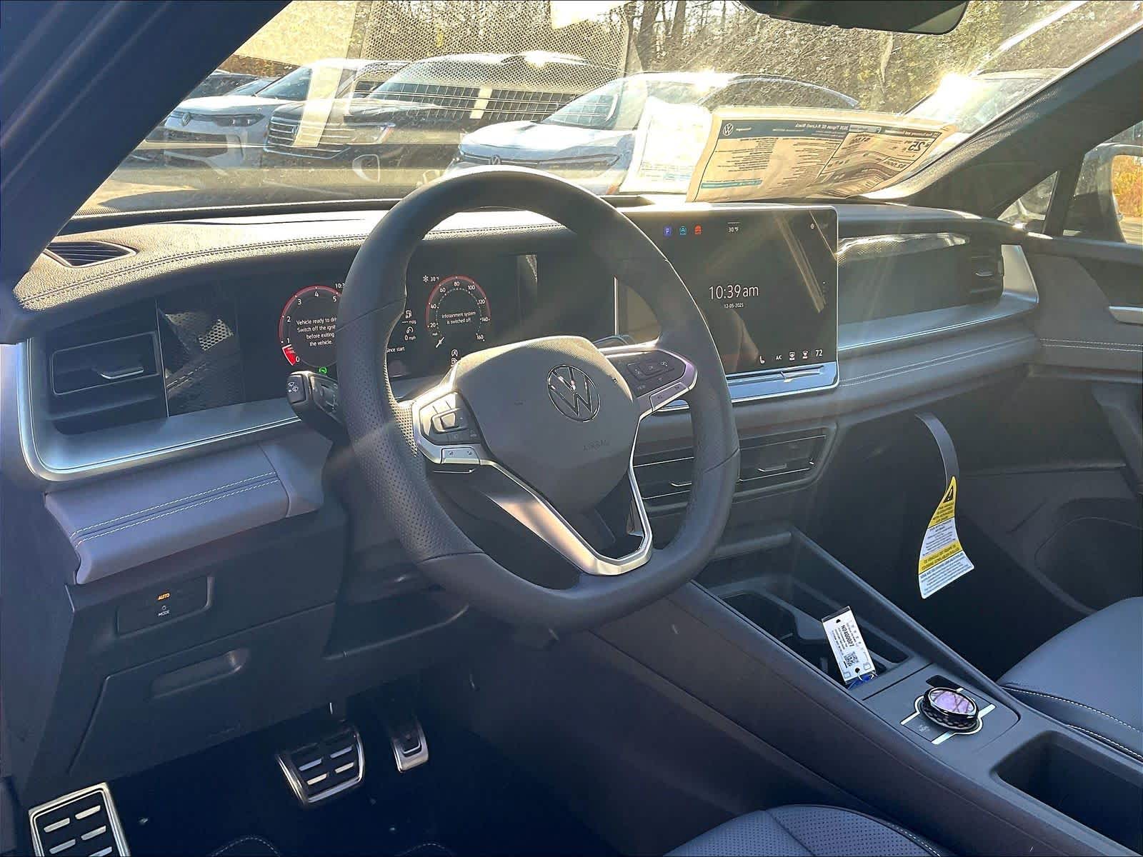 2026 Volkswagen Tiguan SE R-Line Black - Photo 9