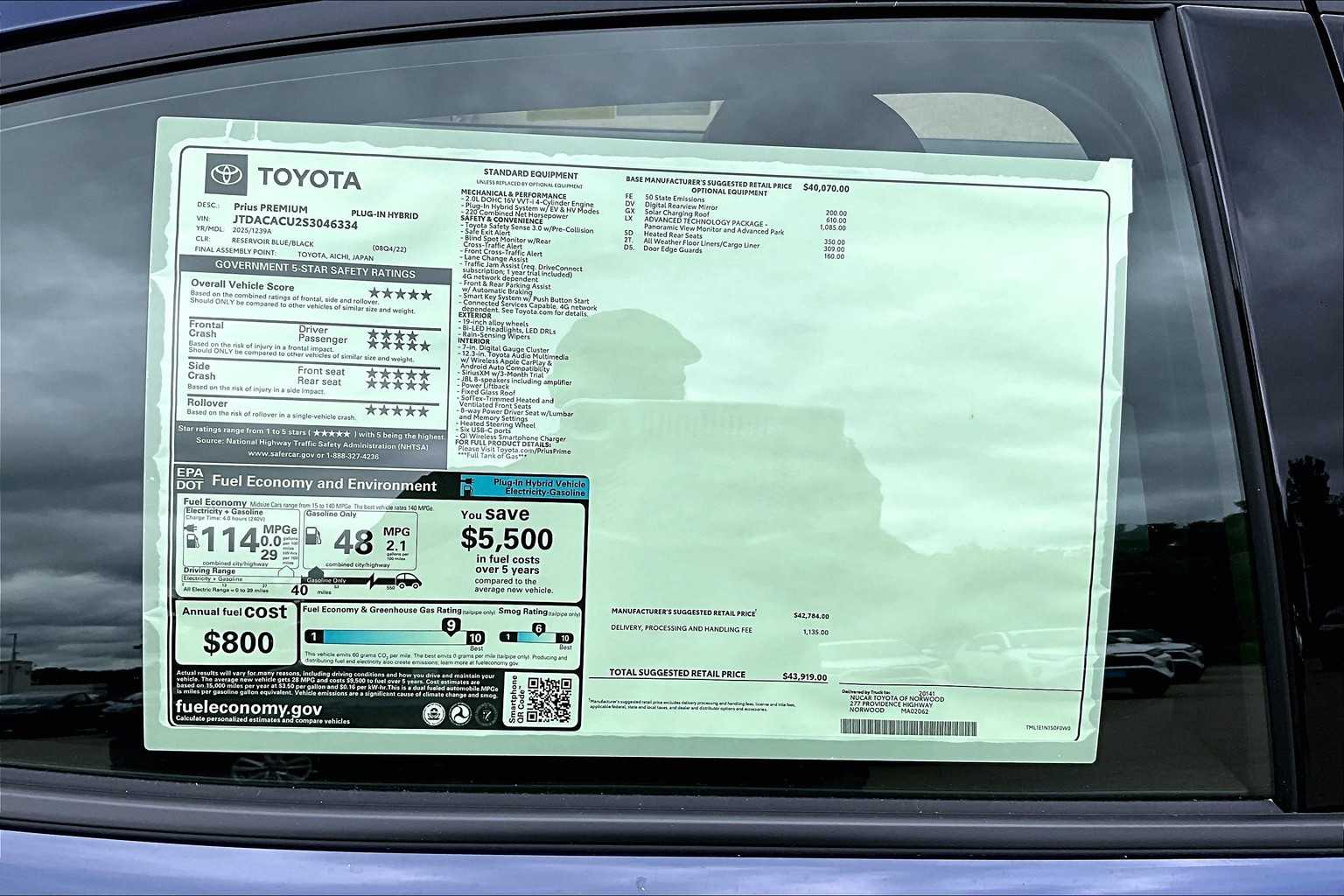 2025 Toyota Prius Plug-In Hybrid XSE Premium - Photo 17