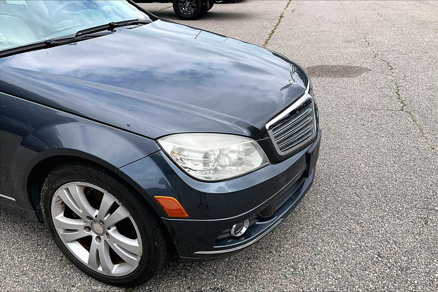 2010 Mercedes-Benz C-Class C 300 Sport - Photo 5