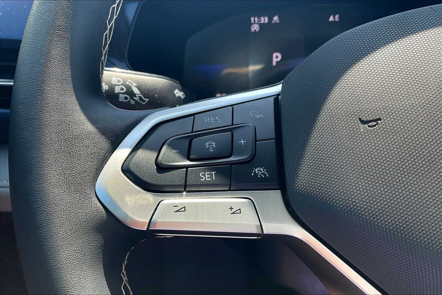 2024 Volkswagen Taos SE - Photo 23