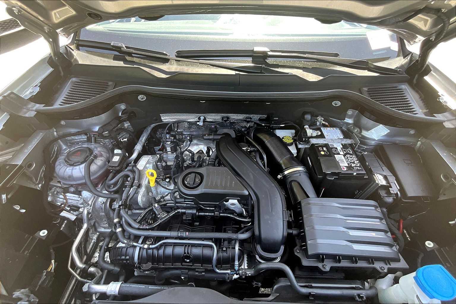 2024 Volkswagen Taos SE - Photo 29