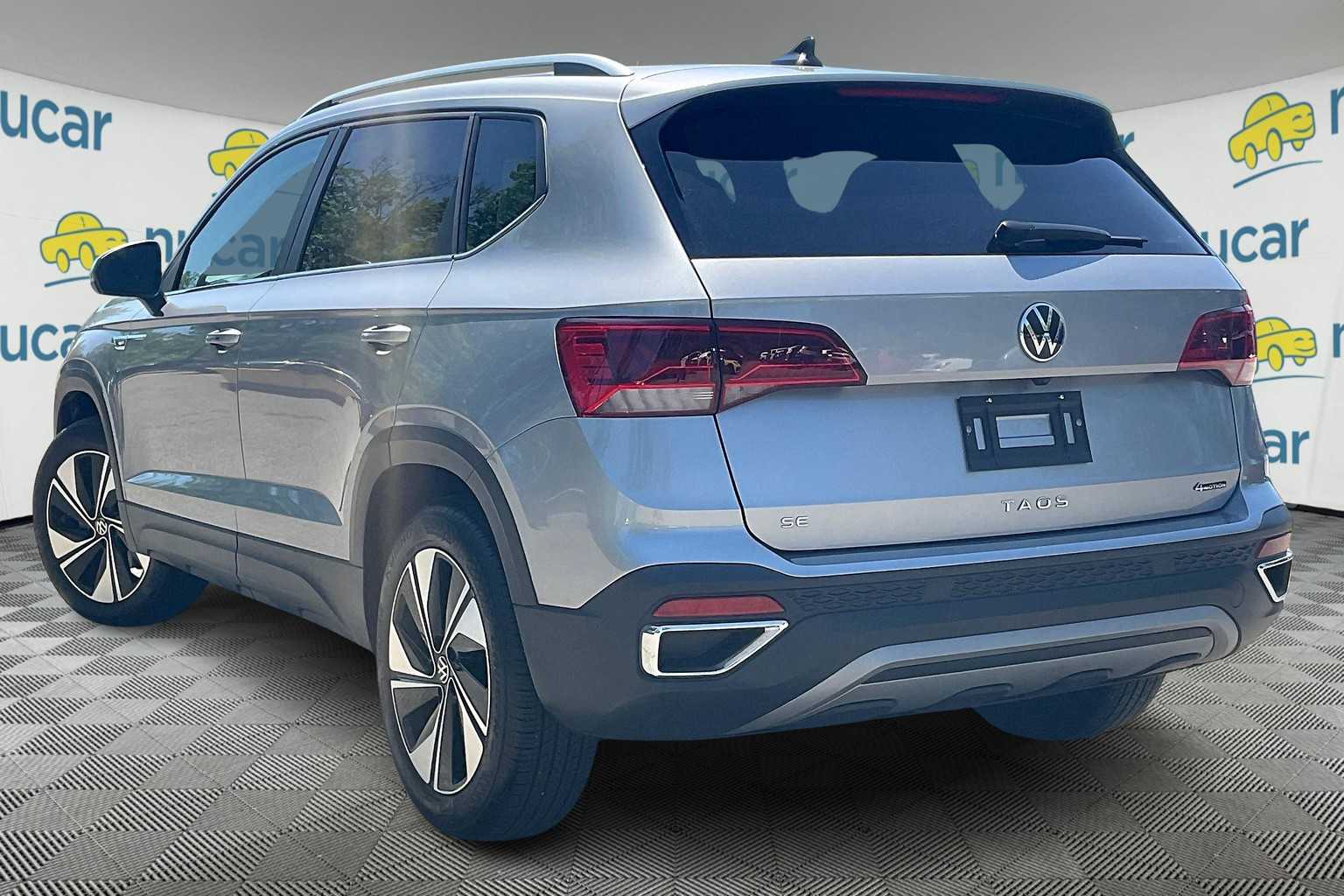 2024 Volkswagen Taos SE - Photo 4