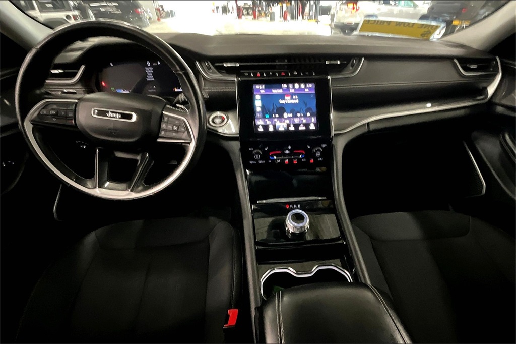 2021 Jeep Grand Cherokee L Laredo - Photo 22