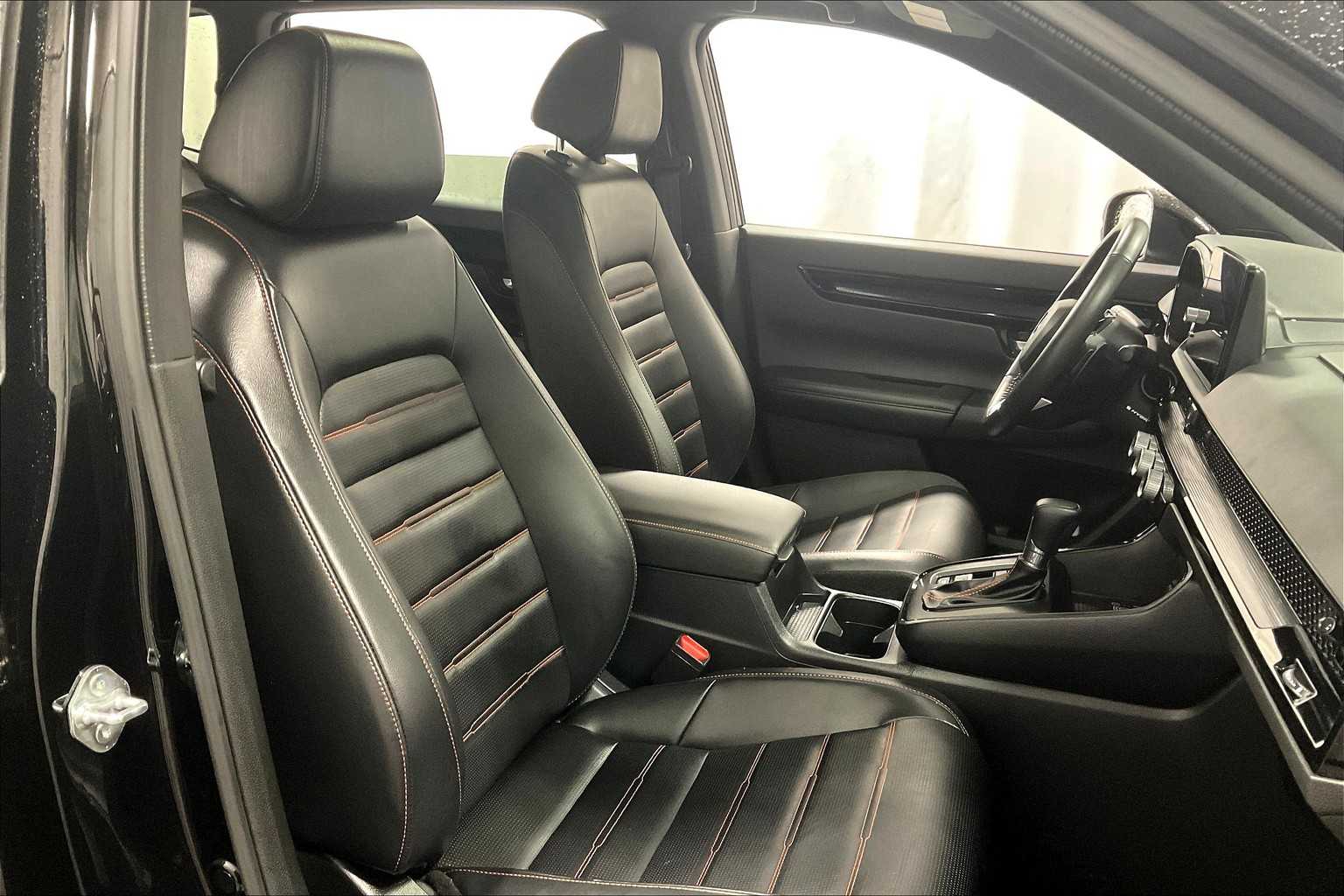 2023 Honda CR-V Hybrid Sport Touring - Photo 11