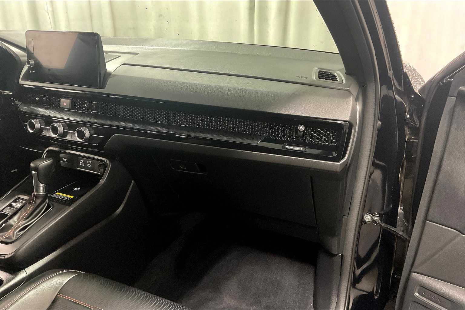 2023 Honda CR-V Hybrid Sport Touring - Photo 13