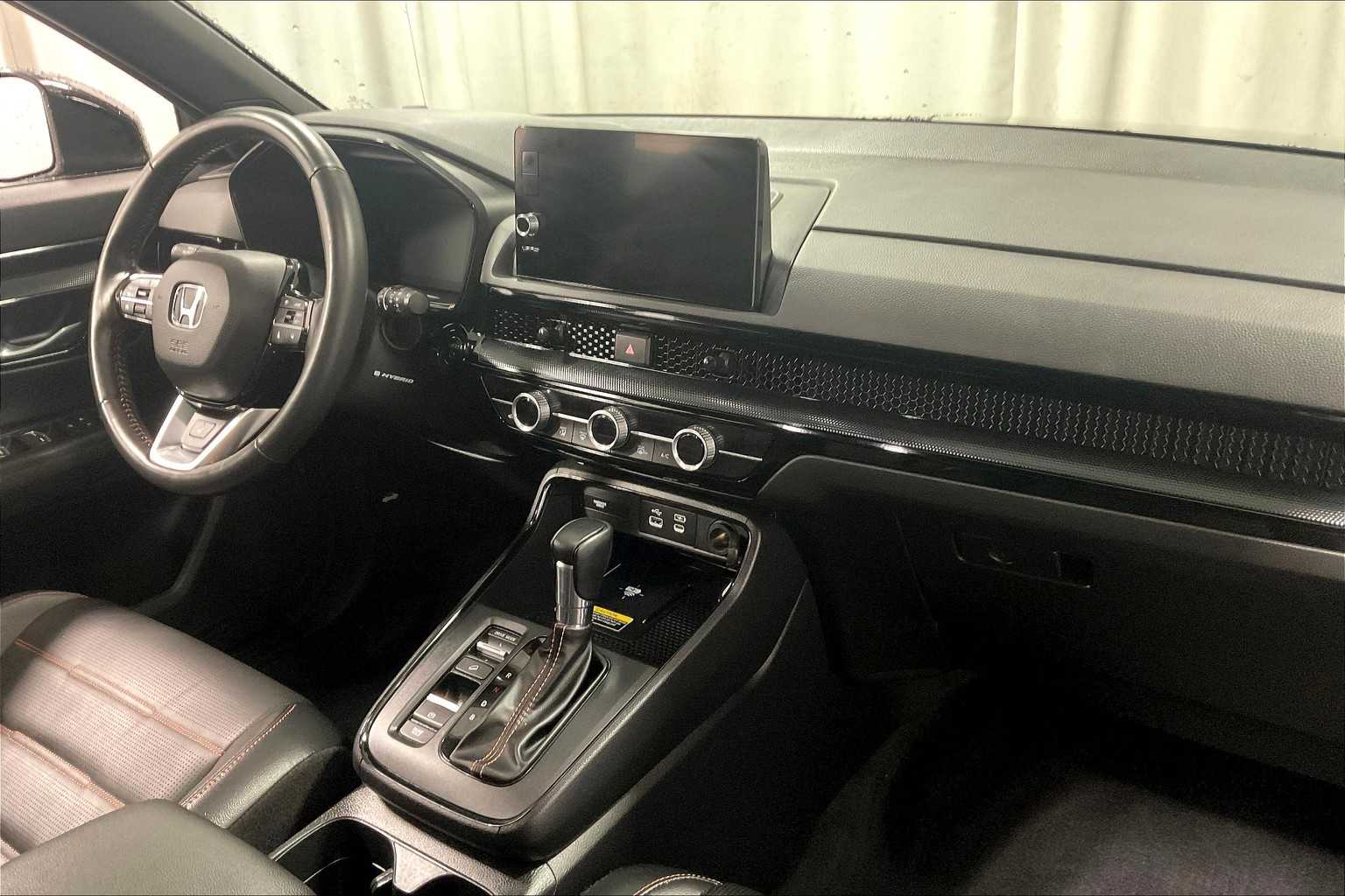 2023 Honda CR-V Hybrid Sport Touring - Photo 14