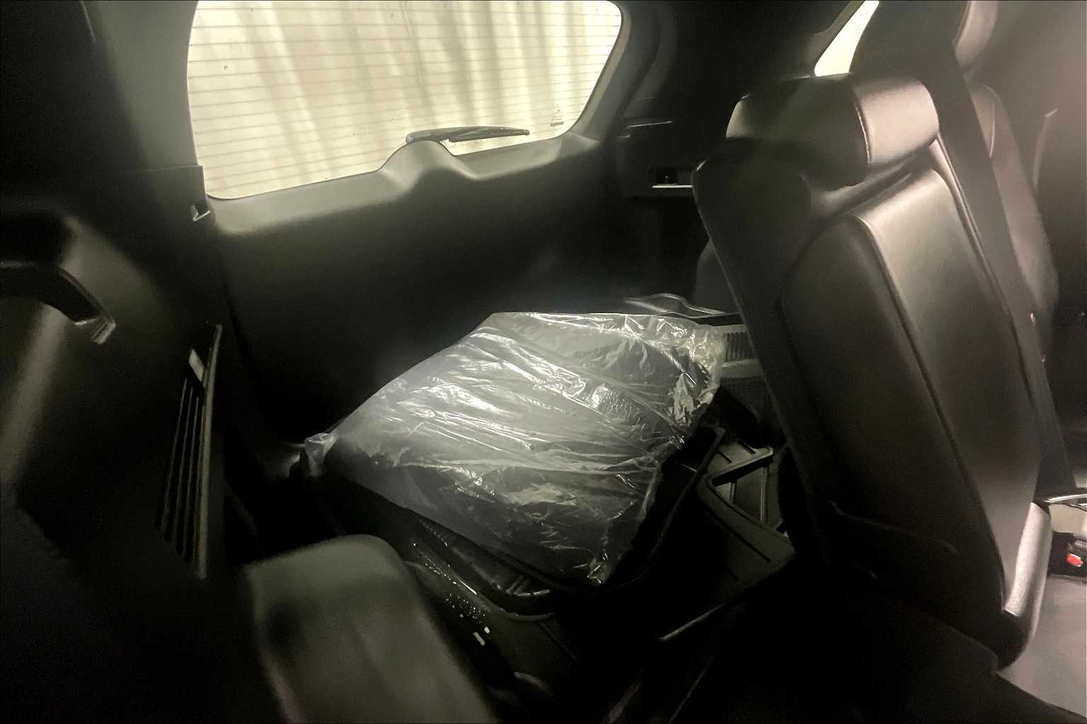 2023 Honda CR-V Hybrid Sport Touring - Photo 17