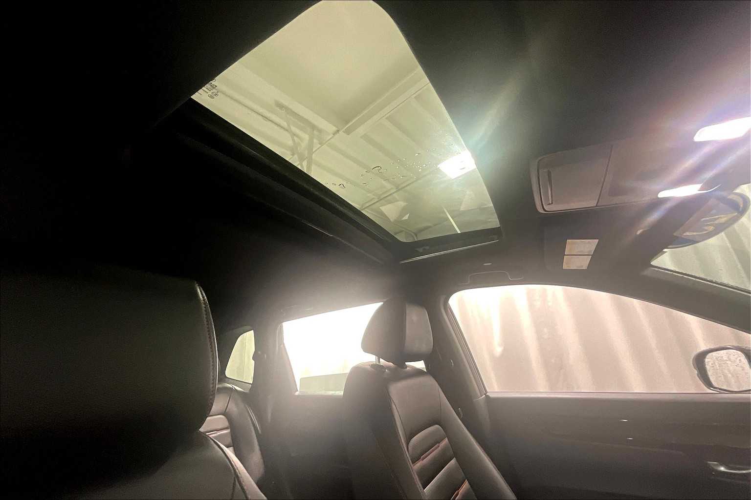 2023 Honda CR-V Hybrid Sport Touring - Photo 23