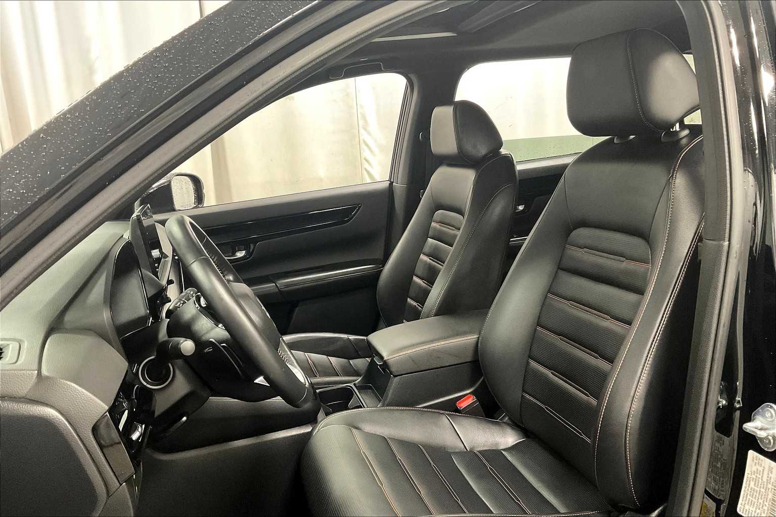 2023 Honda CR-V Hybrid Sport Touring - Photo 10
