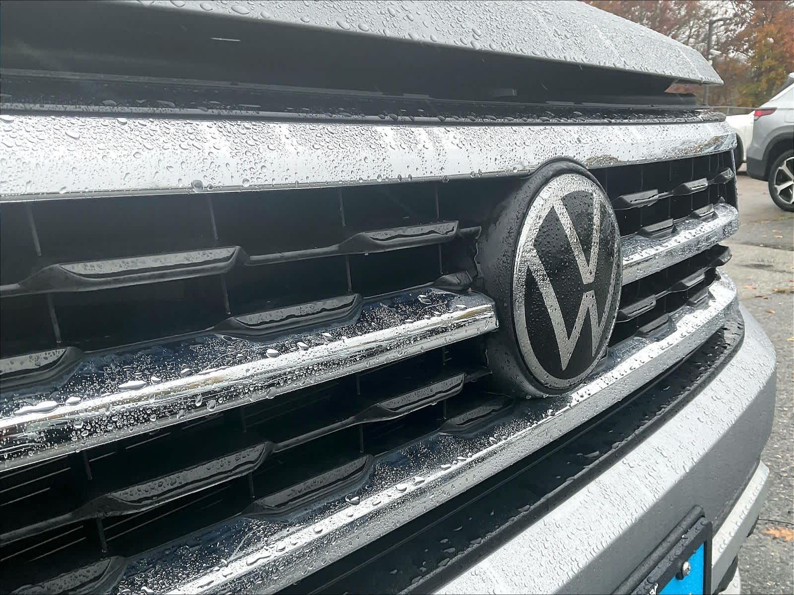 2023 Volkswagen Atlas 3.6L V6 SEL - Photo 32