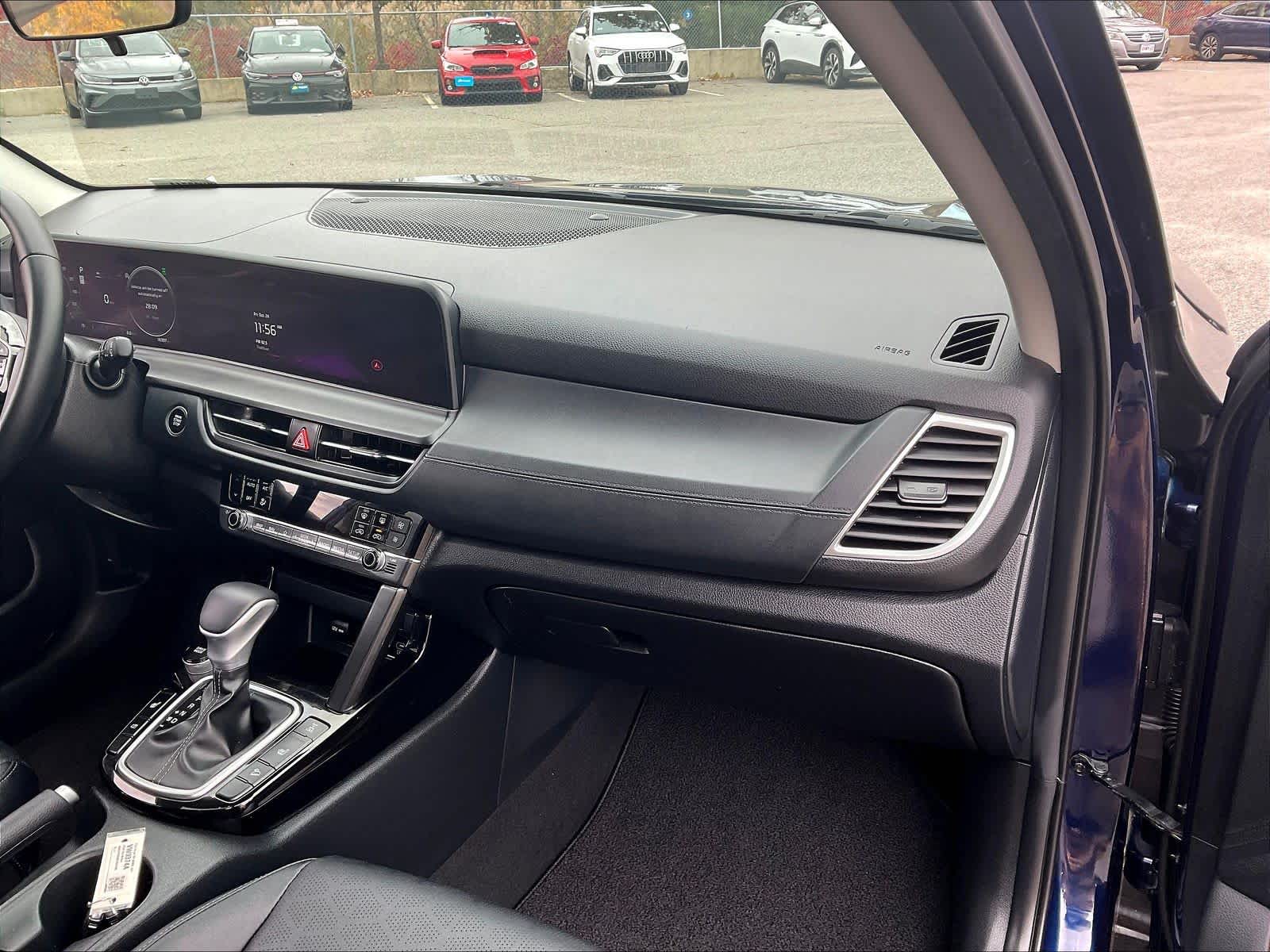 2024 Kia Seltos EX - Photo 13
