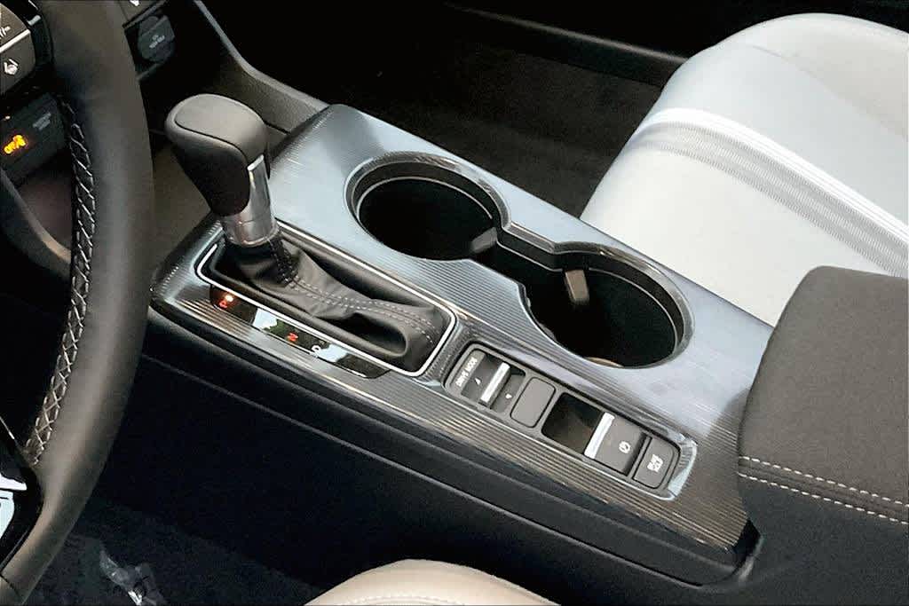 2025 Honda Civic Hatchback Hybrid Sport - Photo 13
