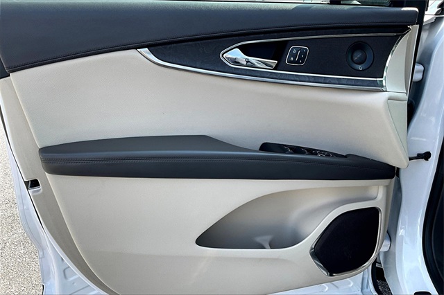 2019 Lincoln Nautilus Reserve - Photo 9