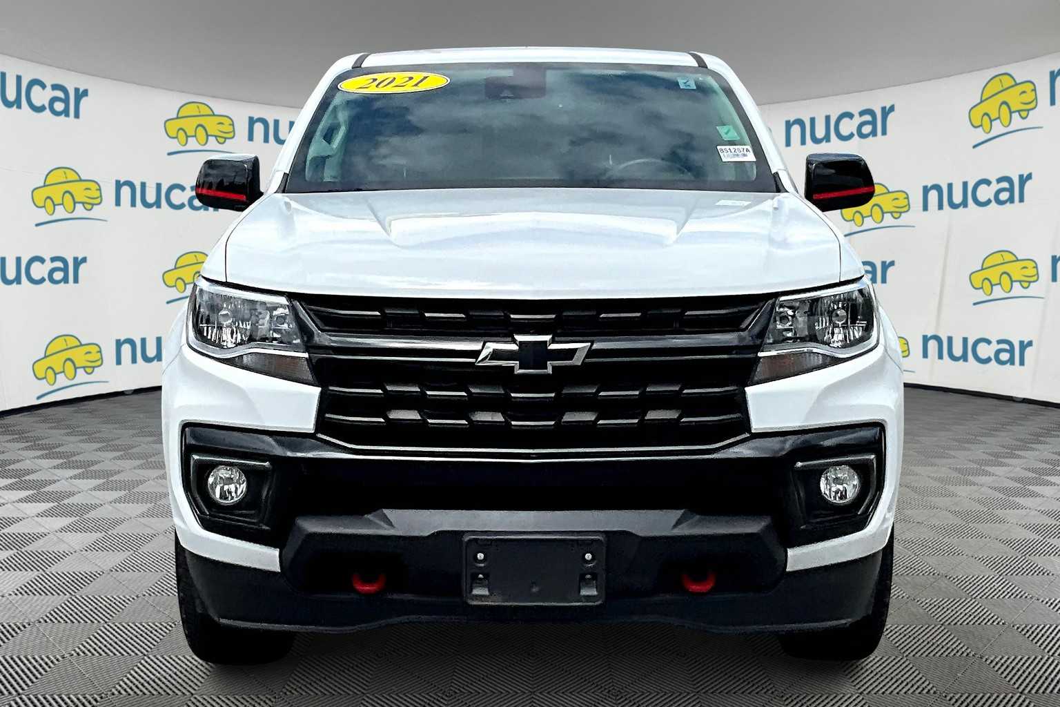 2021 Chevrolet Colorado 4WD LT - Photo 2