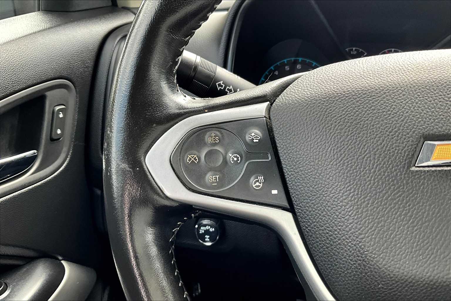 2021 Chevrolet Colorado 4WD LT - Photo 23
