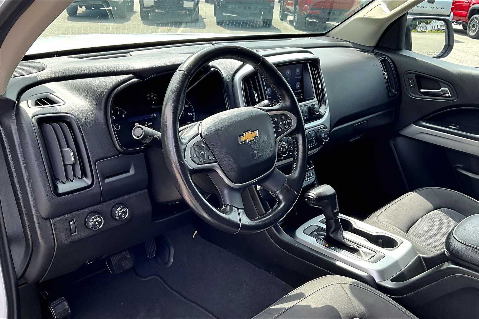 2021 Chevrolet Colorado 4WD LT - Photo 8