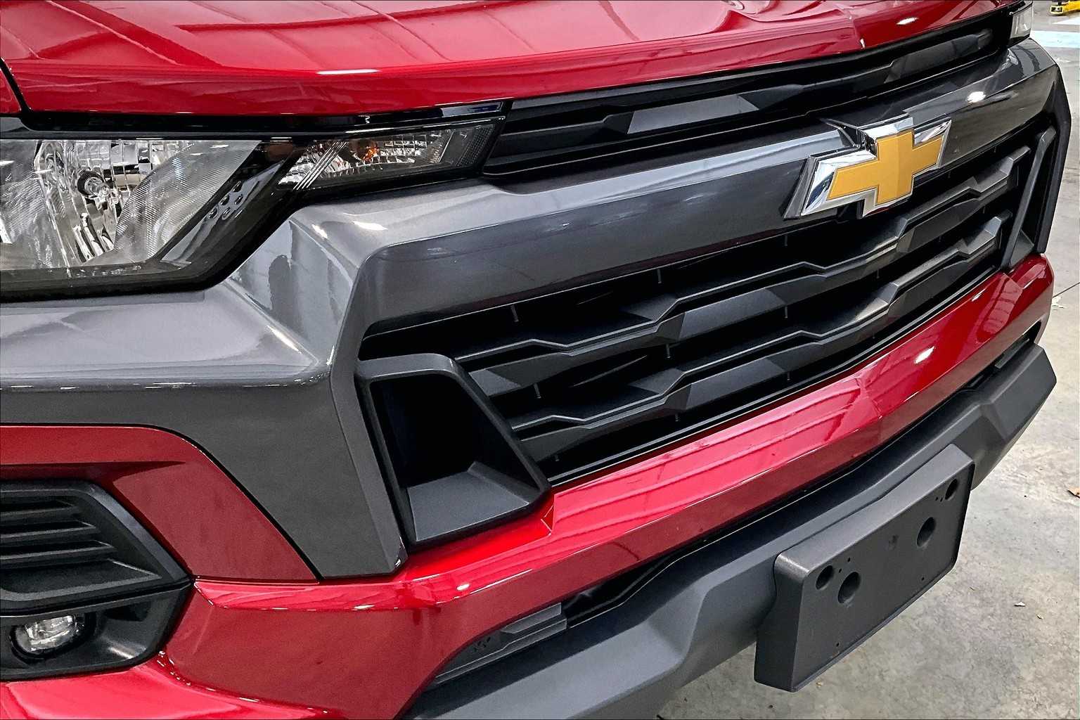 2023 Chevrolet Colorado 4WD LT - Photo 33