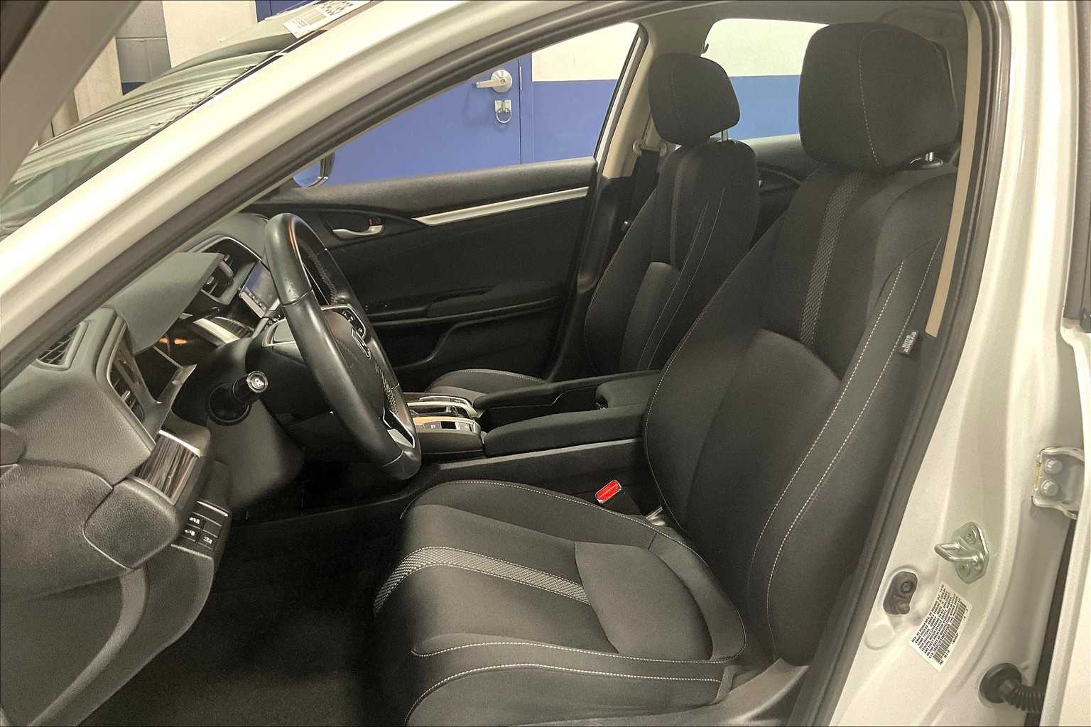 2021 Honda Civic EX - Photo 10