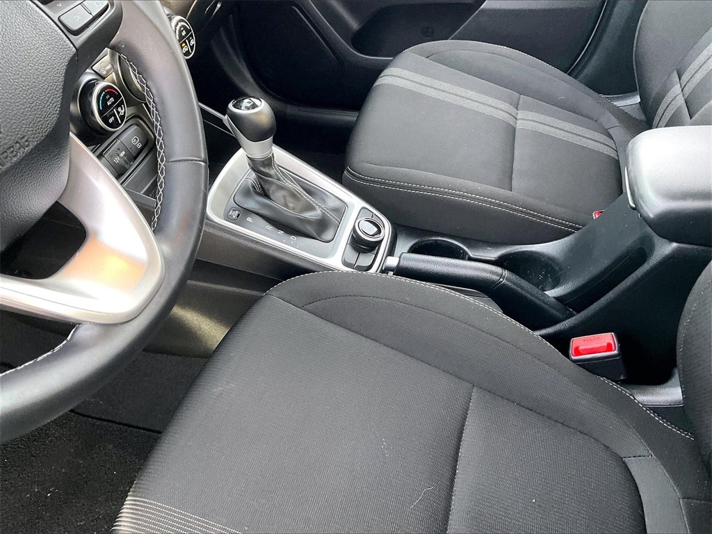 2025 Hyundai Venue SEL - Photo 19