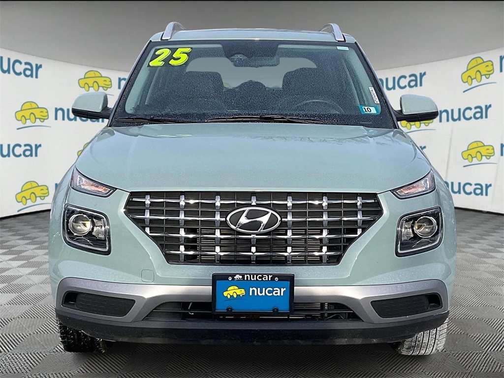 2025 Hyundai Venue SEL - Photo 2
