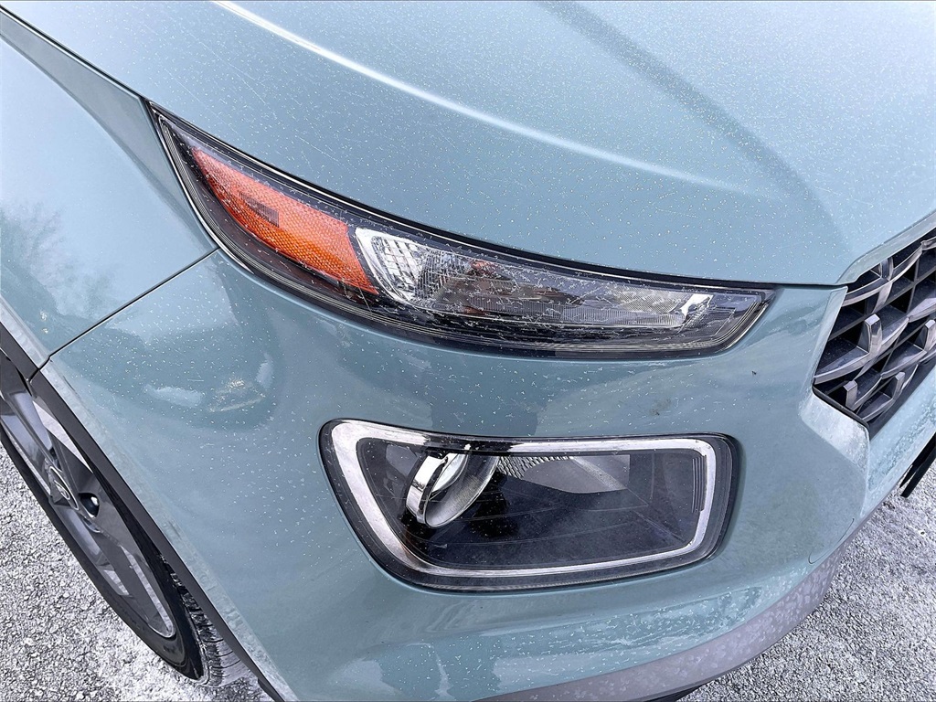 2025 Hyundai Venue SEL - Photo 30