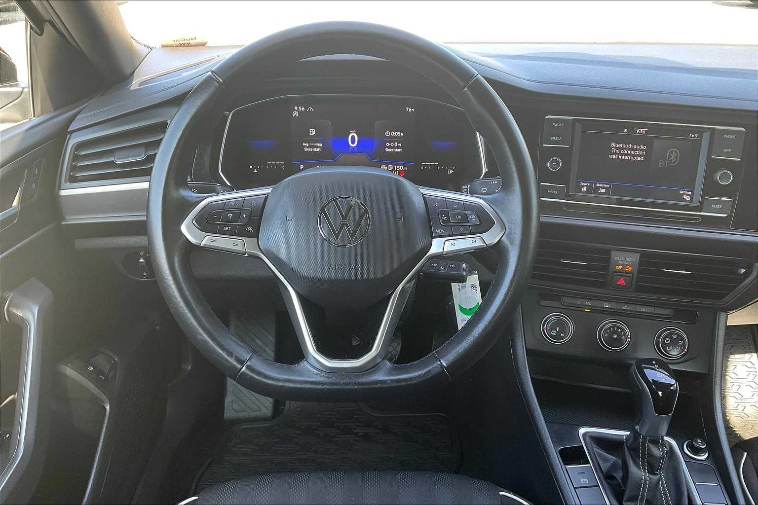2022 Volkswagen Jetta Sport - Photo 17