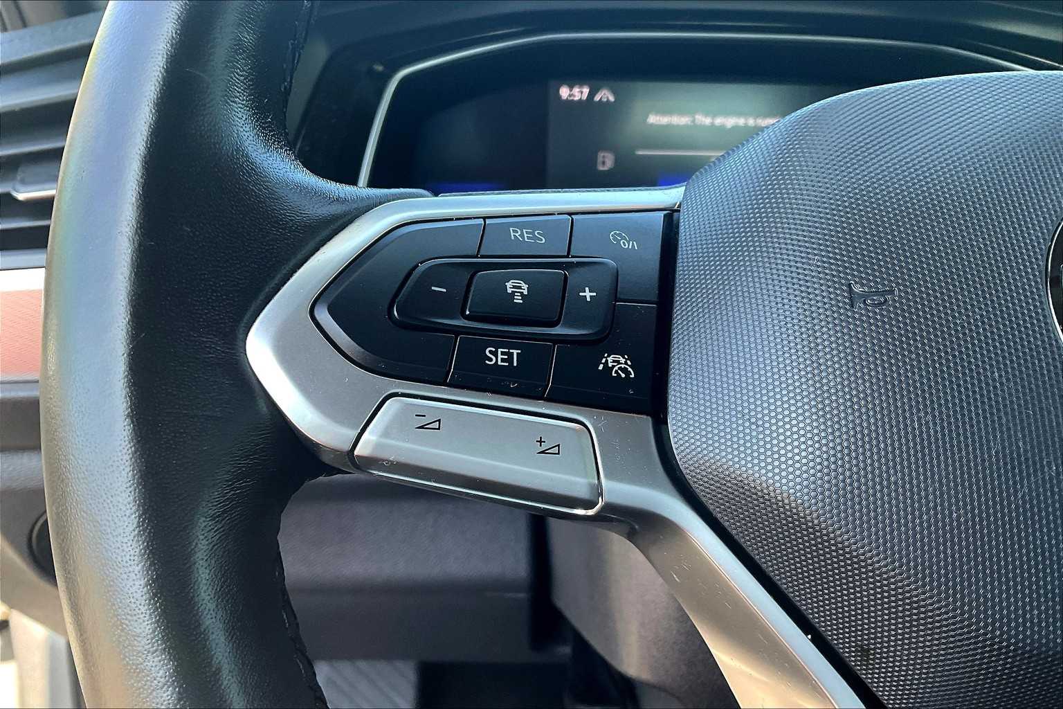 2022 Volkswagen Jetta Sport - Photo 22