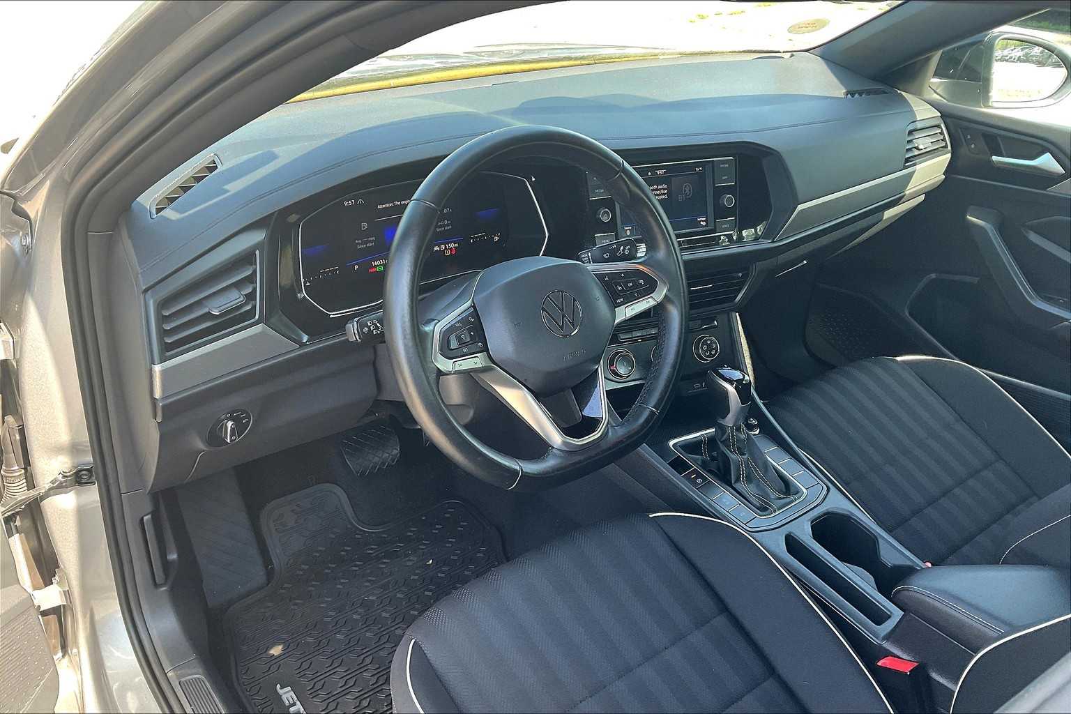 2022 Volkswagen Jetta Sport - Photo 8