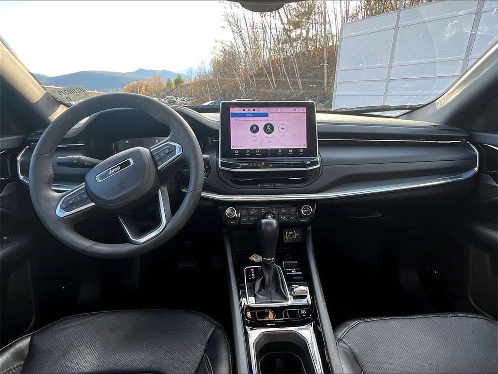 2023 Jeep Compass (Red) Edition - Photo 21