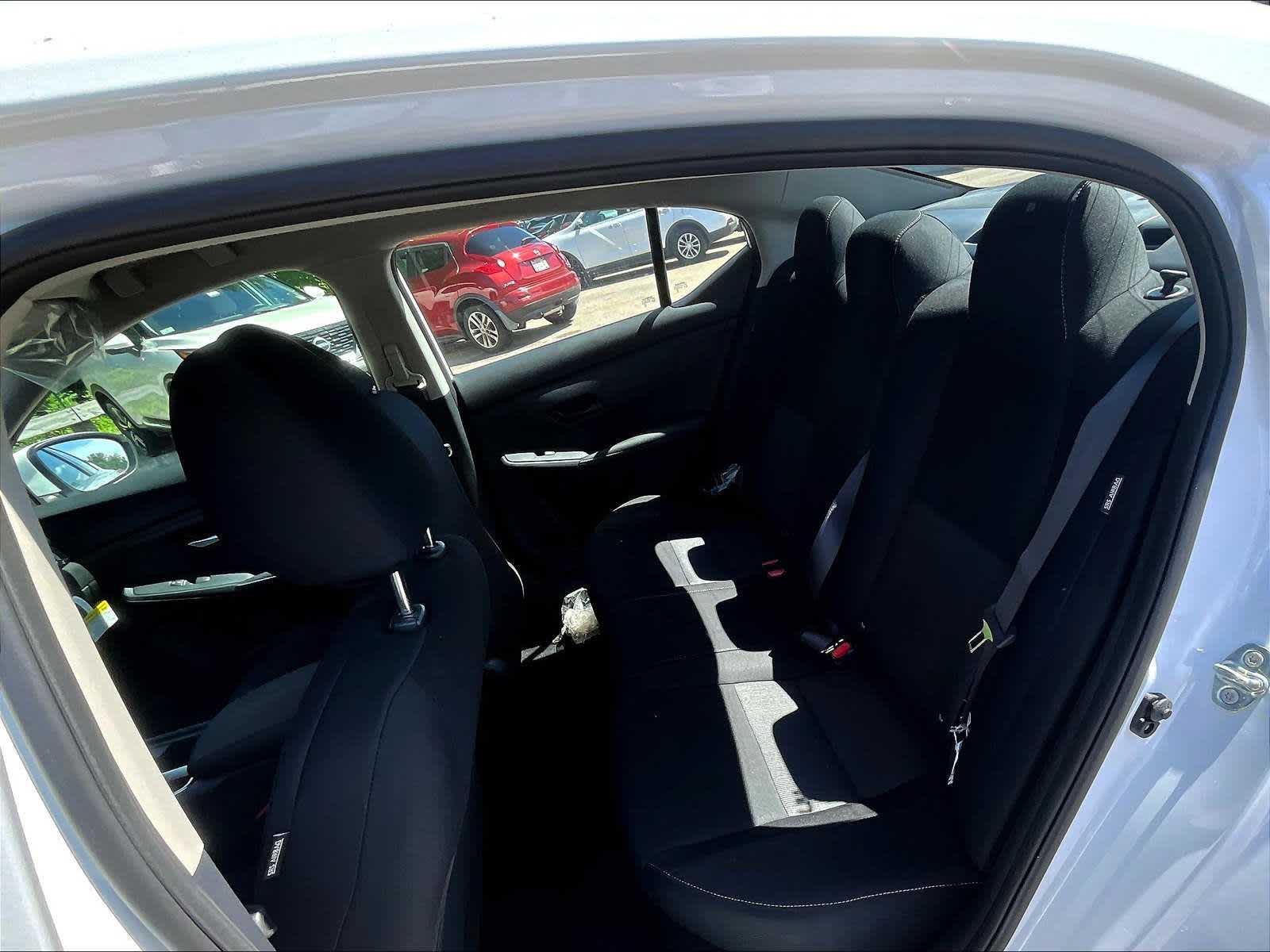 2025 Nissan Sentra SV - Photo 14