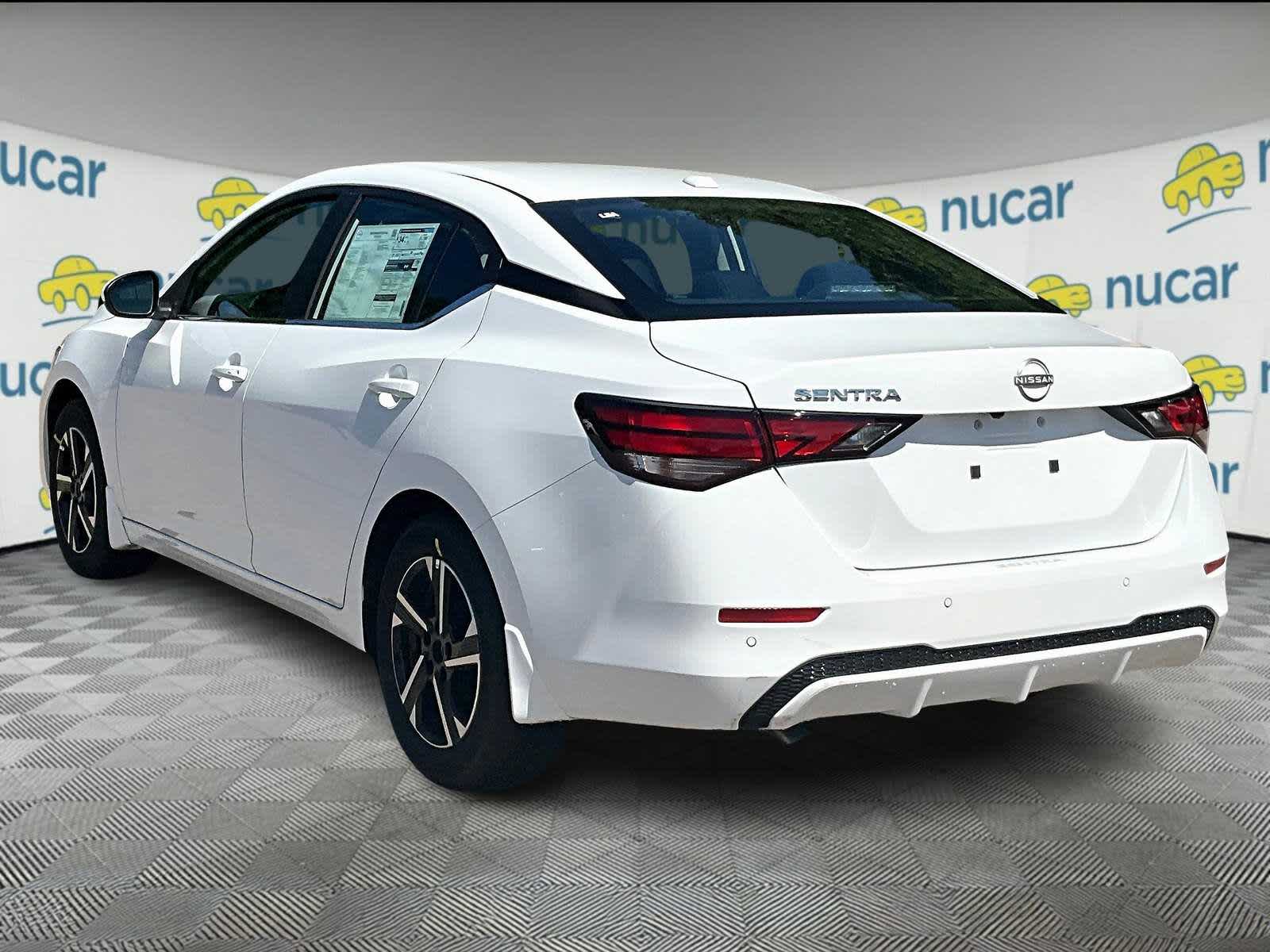 2025 Nissan Sentra SV - Photo 4