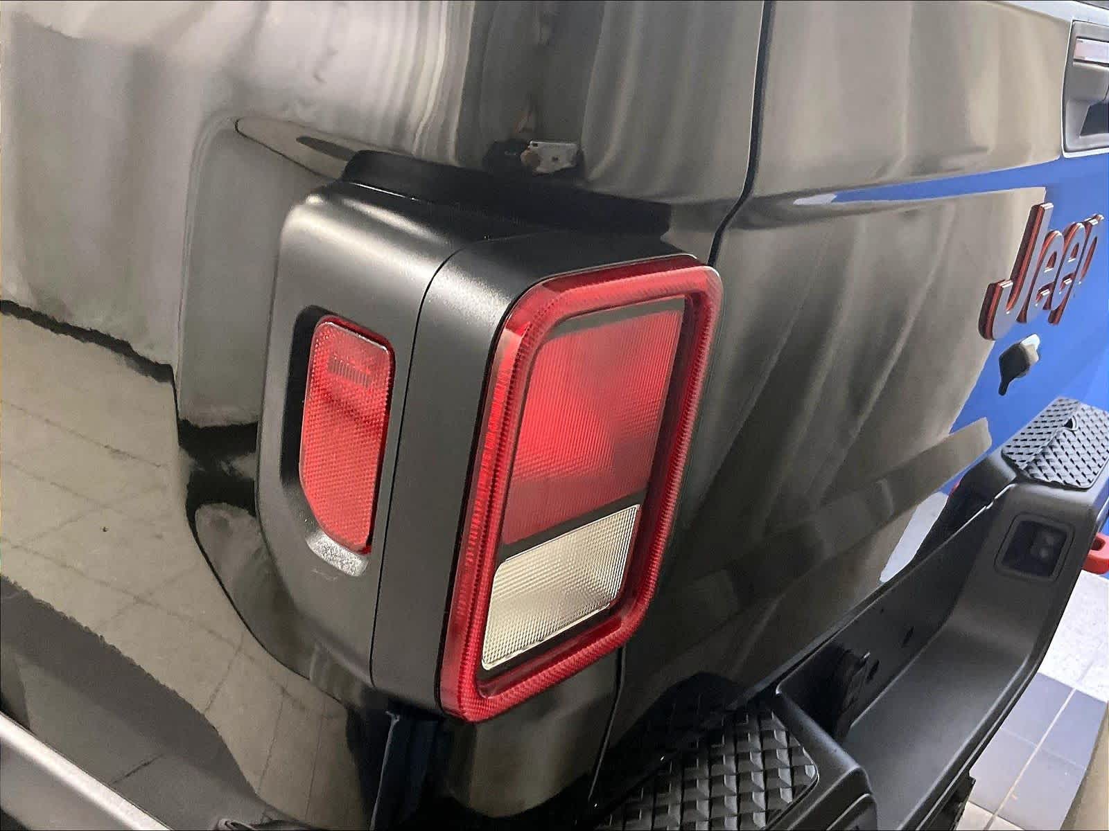 2022 Jeep Gladiator Mojave - Photo 34