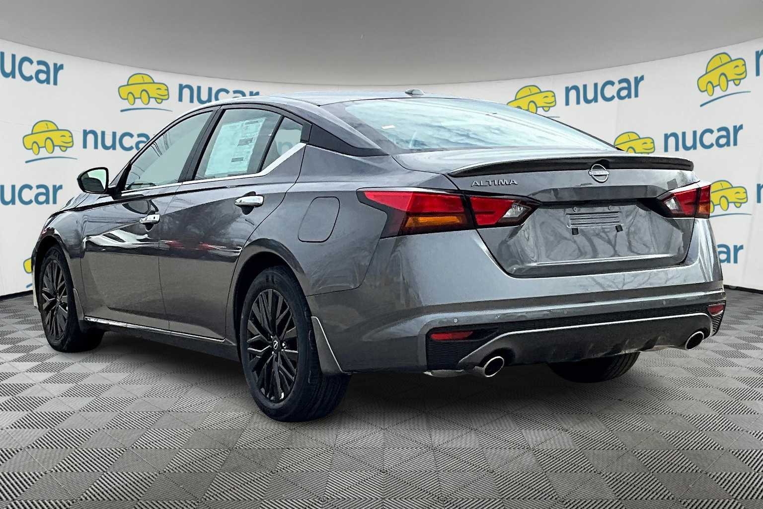 2025 Nissan Altima SV - Photo 5