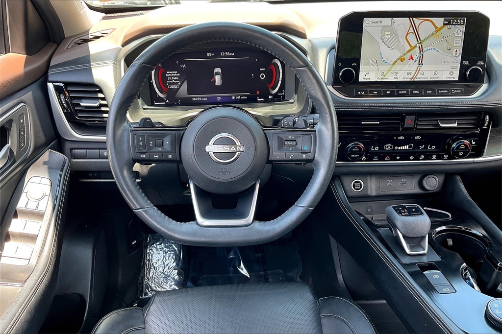 2023 Nissan Rogue Platinum - Photo 16