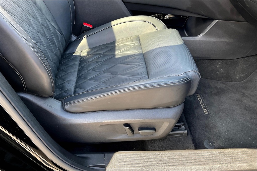 2023 Nissan Rogue Platinum - Photo 38