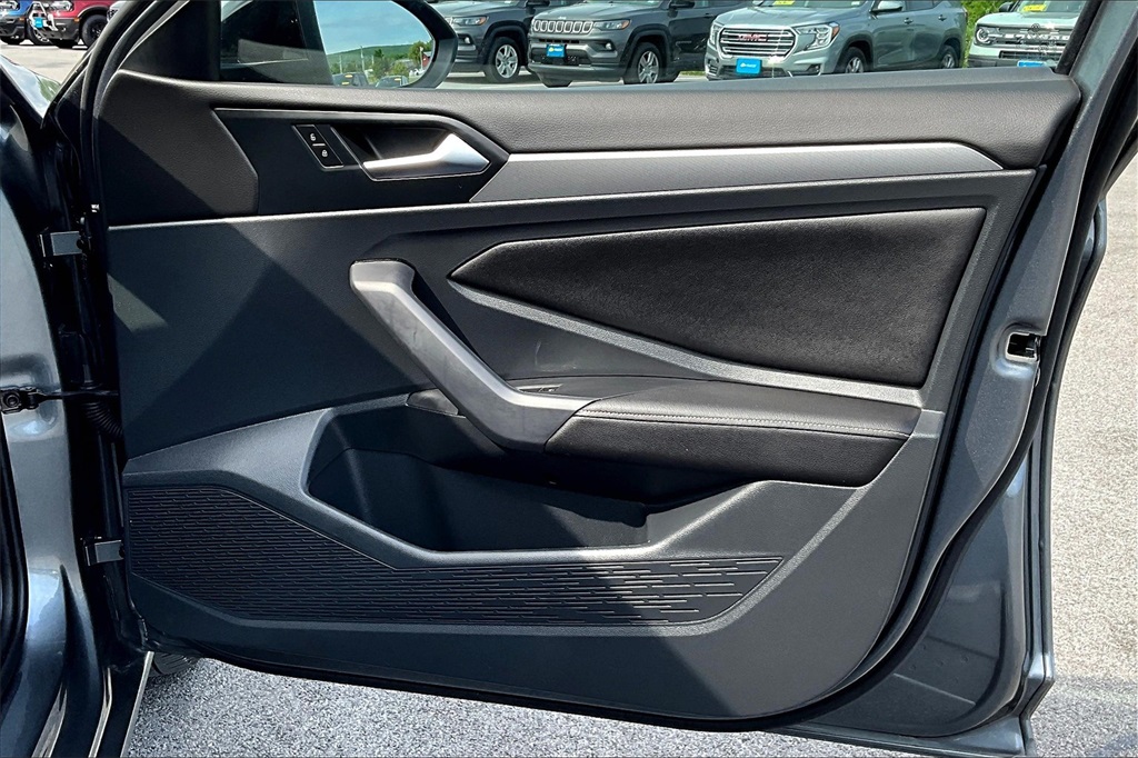 2023 Volkswagen Jetta 1.5T Sport - Photo 12