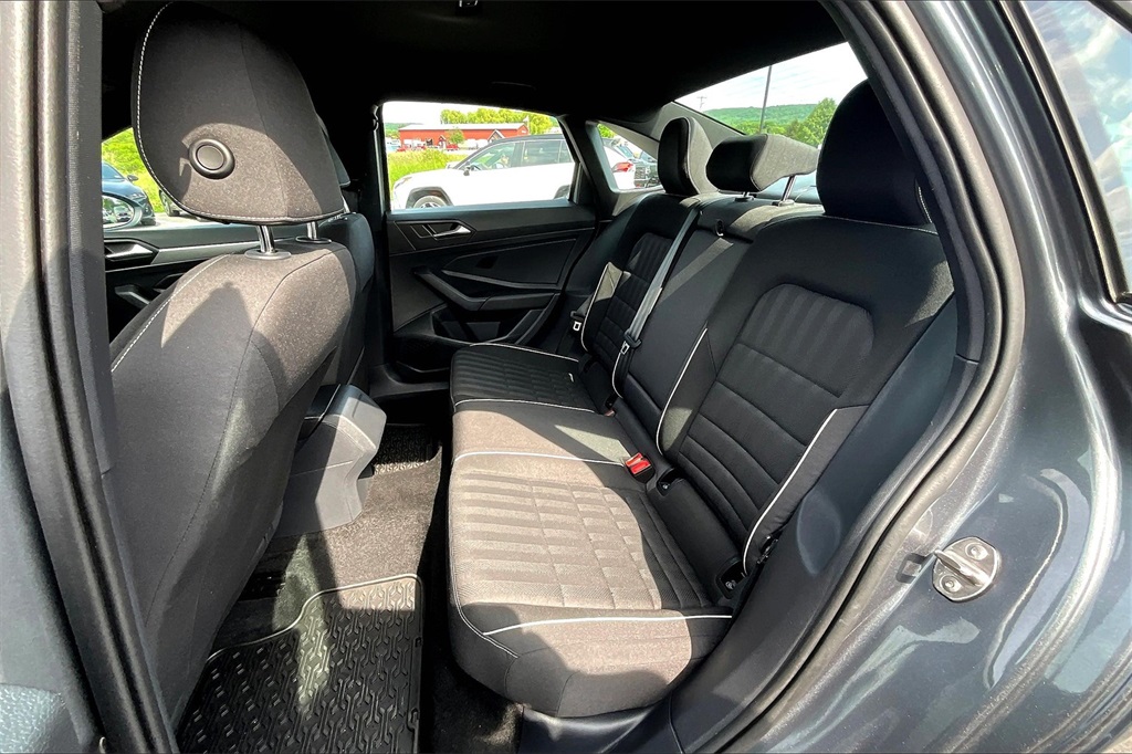 2023 Volkswagen Jetta 1.5T Sport - Photo 15