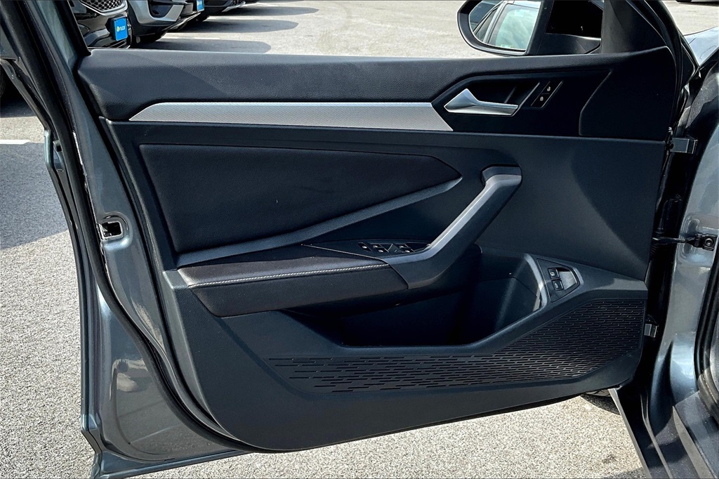 2023 Volkswagen Jetta 1.5T Sport - Photo 9