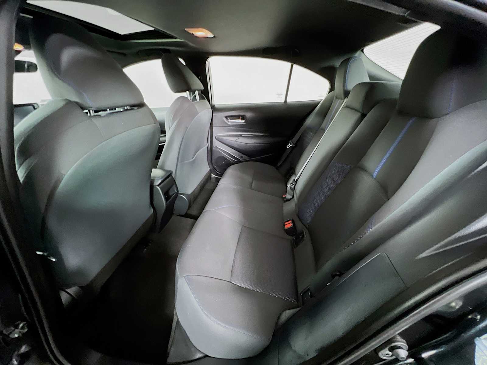 2021 Toyota Corolla SE - Photo 24