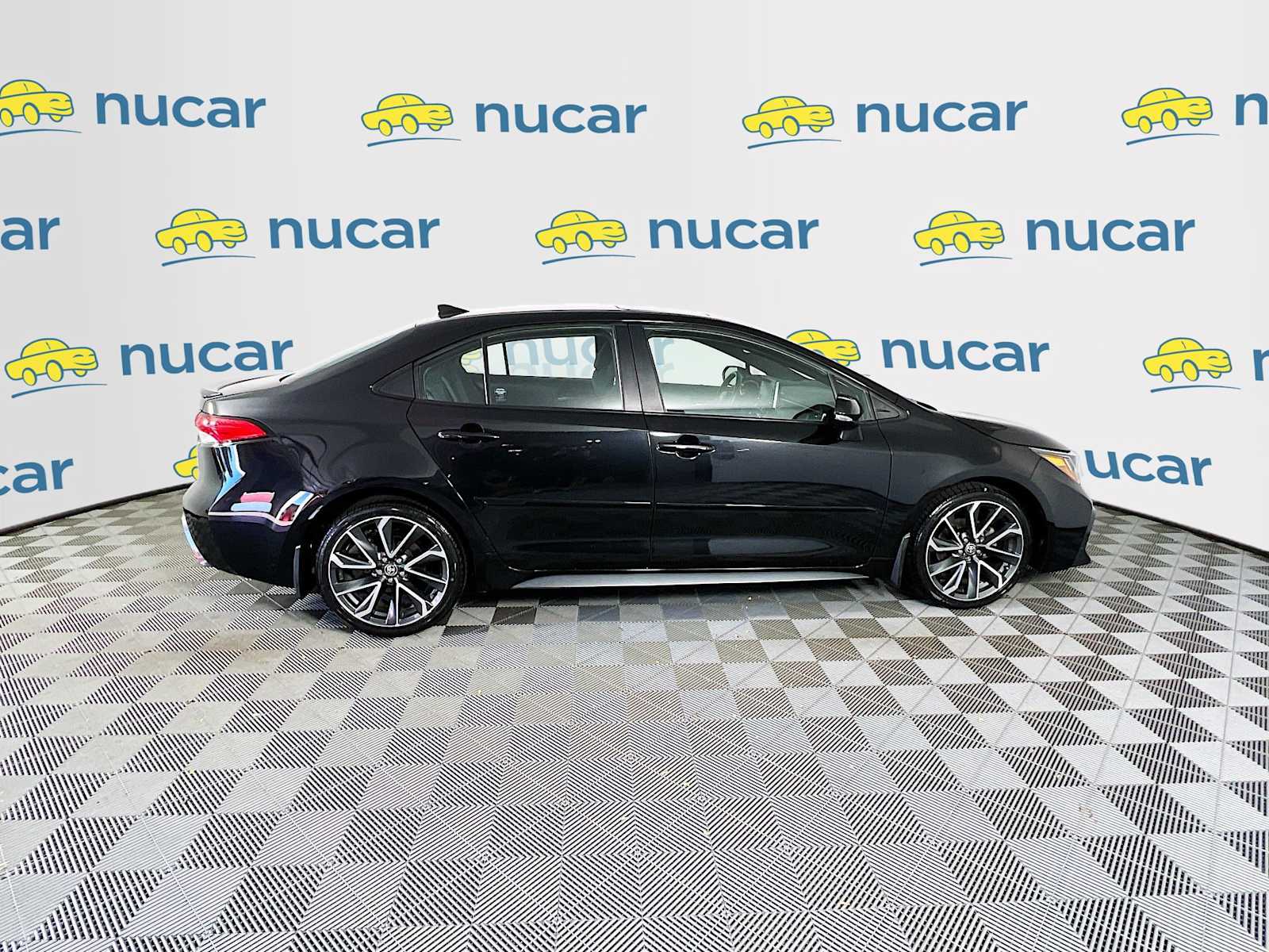 2021 Toyota Corolla SE - Photo 8
