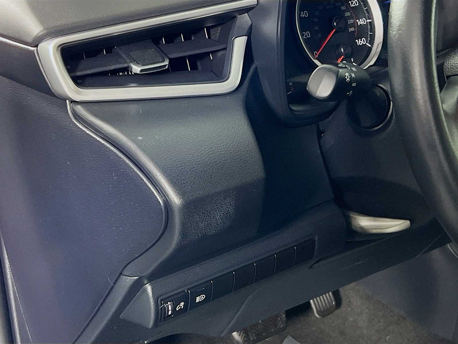 2021 Toyota Corolla SE - Photo 10