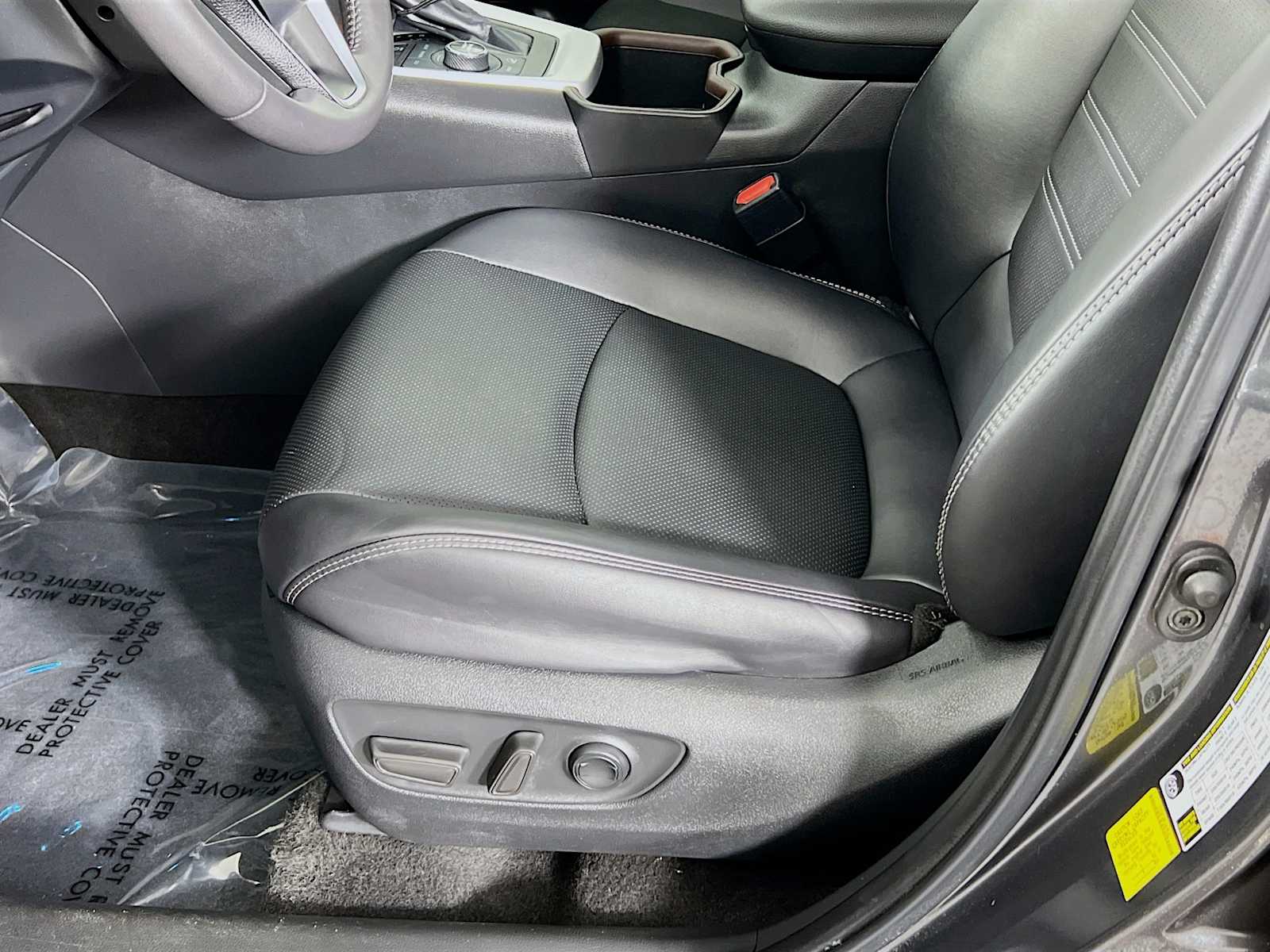 2023 Toyota RAV4 Limited - Photo 19