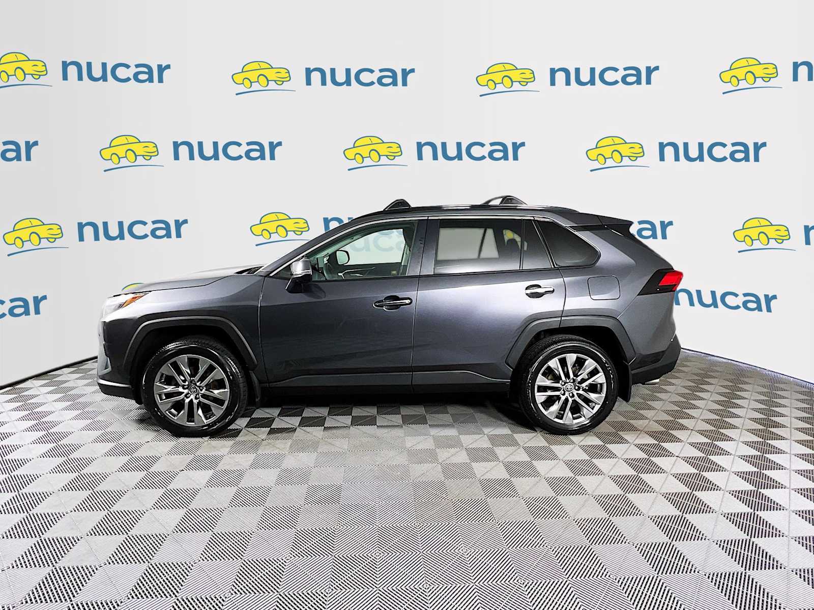 2023 Toyota RAV4 Limited - Photo 4