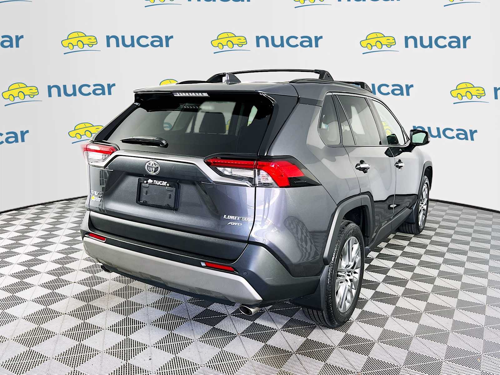 2023 Toyota RAV4 Limited - Photo 7